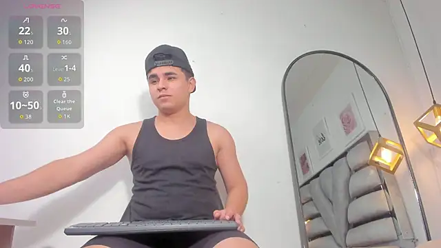 Snapshot of lianfox_ chatting on 02/17/26, 01:29 lianfox online show from 02/17/26, 01:29