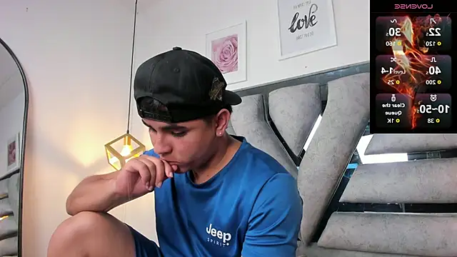 Snapshot of lianfox_ chatting on 04/08/26, 12:43 lianfox online show from 04/08/26, 12:43