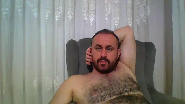 Snapshot of micheal3467 chatting on 10/05/25, 11:35 micheal3467 online show from 10/05/25, 11:35