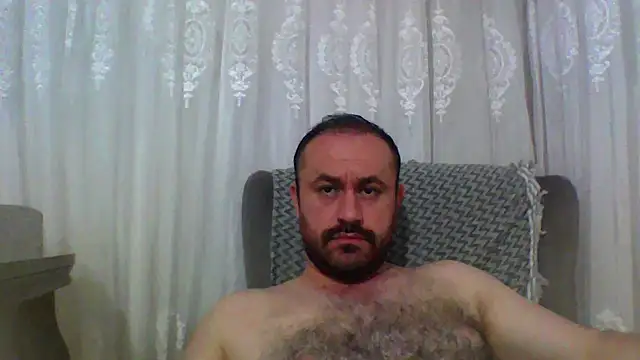 Snapshot of micheal3467 chatting on 05/17/26, 01:03 micheal3467 online show from 05/17/26, 01:03