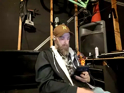 Snapshot of thejuicybacon chatting on 03/31/26, 03:30 thejuicybacon online show from 03/31/26, 03:30