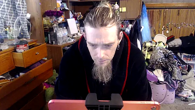 Snapshot of thejuicybacon chatting on 04/06/26, 03:24 thejuicybacon online show from 04/06/26, 03:24