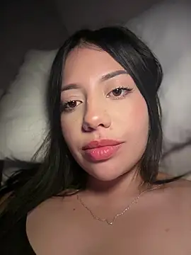 Snapshot of MissCat_ chatting on 04/18/26, 02:59 MissCat online show from 04/18/26, 02:59