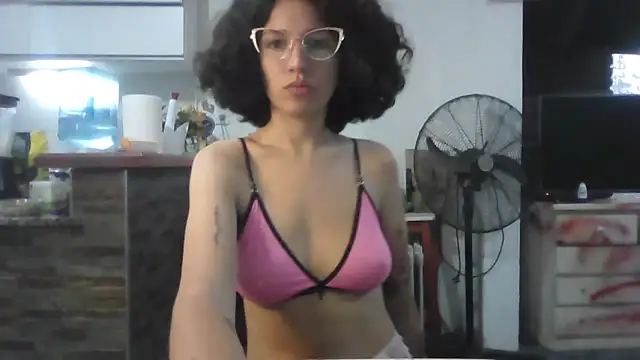 loliporomero online show from 10/27/25, 02:48