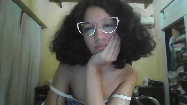 Snapshot of loliporomero chatting on 02/04/26, 12:16 loliporomero online show from 02/04/26, 12:16