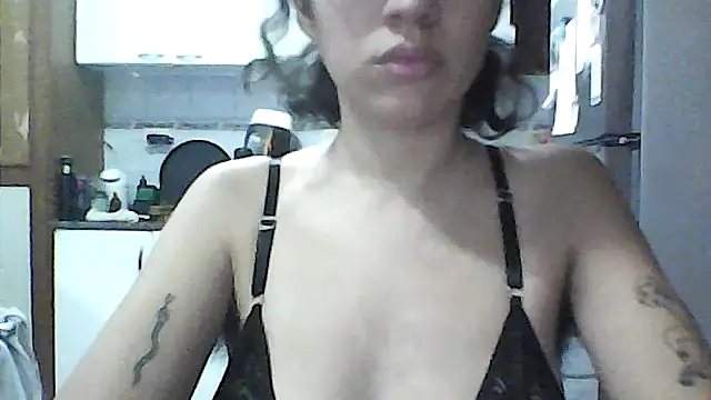 Snapshot of loliporomero chatting on 04/04/26, 06:49 loliporomero online show from 04/04/26, 06:49