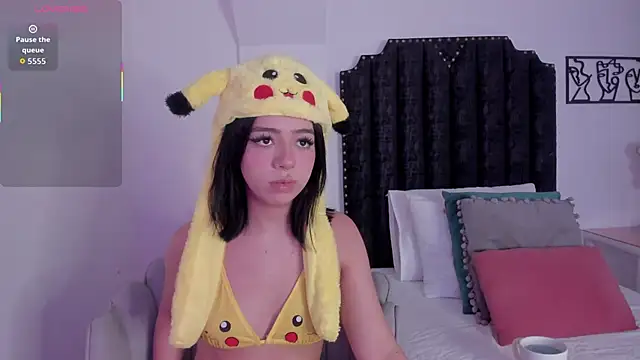 Snapshot of Cassie66_ chatting on 11/18/25, 02:50 Cassie66 online show from 11/18/25, 02:50