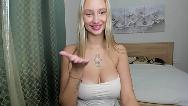 Snapshot of sayo_mao18 chatting on 09/16/25, 08:59 sayo mao18 online show from 09/16/25, 08:59