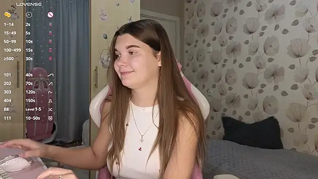  cute ice online show from 09/21/25, 04:25