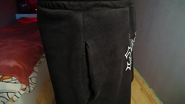 Snapshot of 8goat chatting on 12/20/25, 12:23 8goat online show from 12/20/25, 12:23