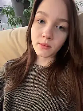 MichelleRoux online show from 12/04/25, 03:49