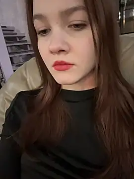 MichelleRoux online show from 01/11/26, 04:56