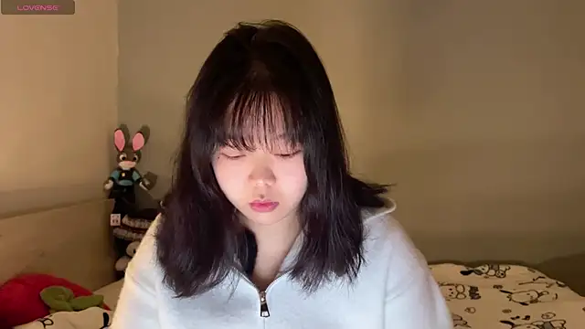 Snapshot of Kittenfishing chatting on 10/30/25, 03:13 Kittenfishing online show from 10/30/25, 03:13