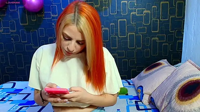 Snapshot of daniquintero03 chatting on 06/19/26, 11:30 daniquintero03 online show from 06/19/26, 11:30