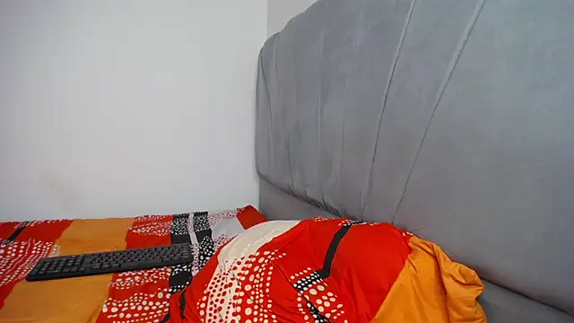 Snapshot of miguelmarcus chatting on 09/27/25, 03:06 miguelmarcus online show from 09/27/25, 03:06