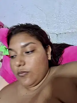 Snapshot of AlaiaSaide chatting on 12/01/25, 11:32 AlaiaSaide online show from 12/01/25, 11:32