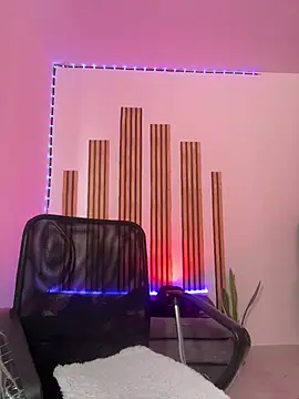 magnumchris online show from 04/27/26, 05:44