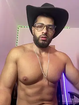 Snapshot of magnumchris chatting on 06/16/26, 03:14 magnumchris online show from 06/16/26, 03:14