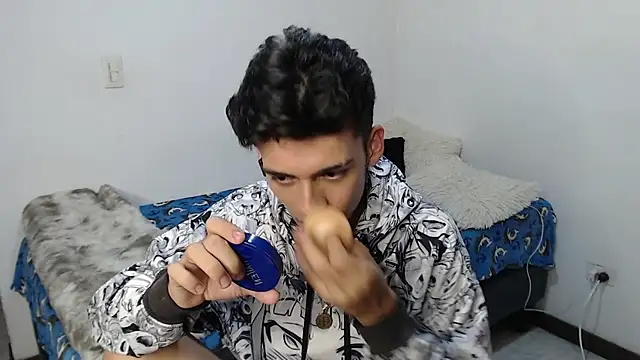 Snapshot of Rimuru17 chatting on 03/12/26, 03:23 Rimuru17 online show from 03/12/26, 03:23