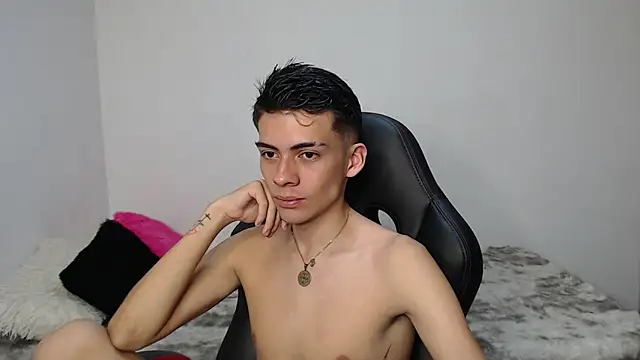 Snapshot of Rimuru17 chatting on 03/29/26, 03:39 Rimuru17 online show from 03/29/26, 03:39