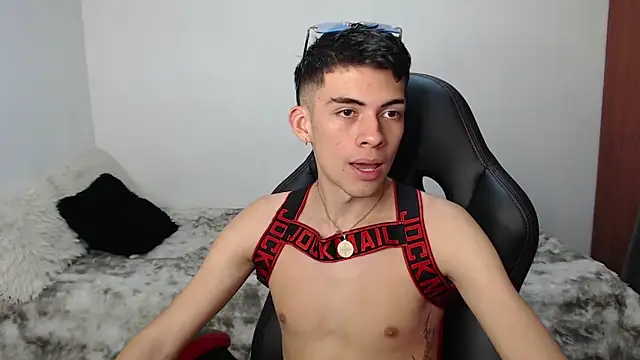 Snapshot of Rimuru17 chatting on 03/31/26, 02:13 Rimuru17 online show from 03/31/26, 02:13