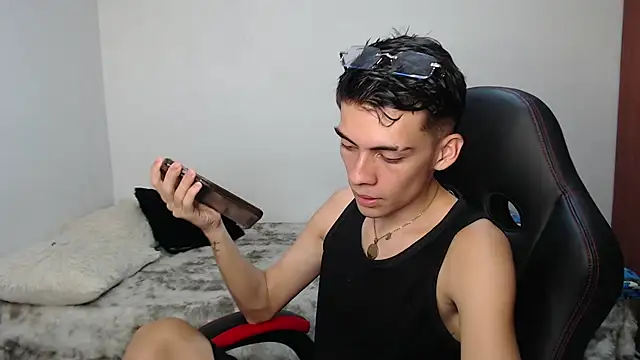 Snapshot of Rimuru17 chatting on 04/01/26, 04:35 Rimuru17 online show from 04/01/26, 04:35