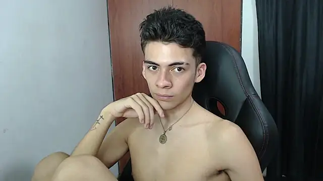 Snapshot of Rimuru17 chatting on 04/10/26, 03:34 Rimuru17 online show from 04/10/26, 03:34