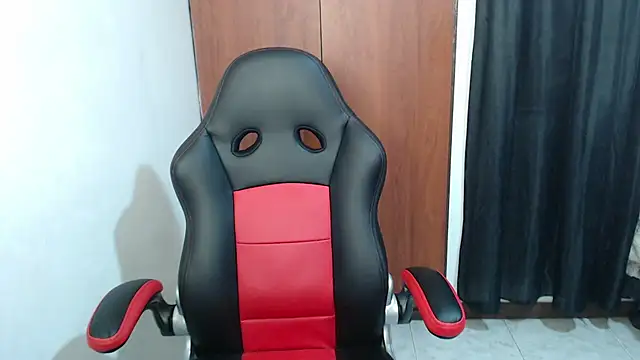 Snapshot of Rimuru17 chatting on 04/18/26, 04:16 Rimuru17 online show from 04/18/26, 04:16