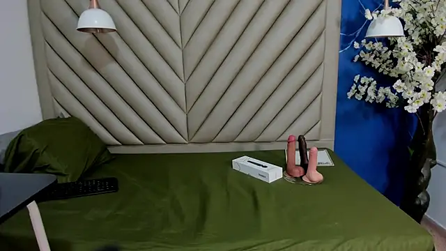 Ibbie drastic online show from 12/16/25, 12:10