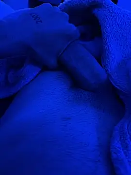 Snapshot of Antoni_313 chatting on 12/02/25, 04:18 Antoni 313 online show from 12/02/25, 04:18