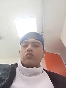 Snapshot of Lee_priest chatting on 12/17/25, 03:18 Lee priest online show from 12/17/25, 03:18