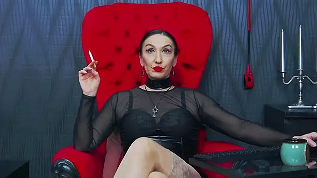 Snapshot of MistressDora chatting on 02/11/26, 01:16 MistressDora online show from 02/11/26, 01:16