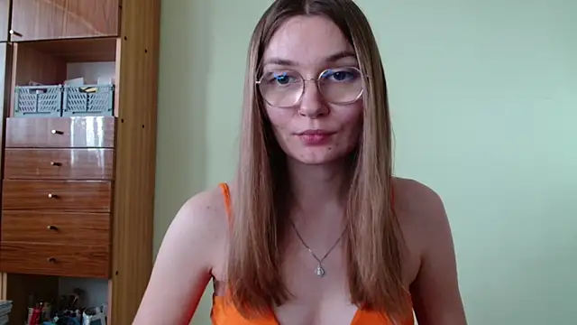 LooveELLYx online show from 09/16/25, 01:34