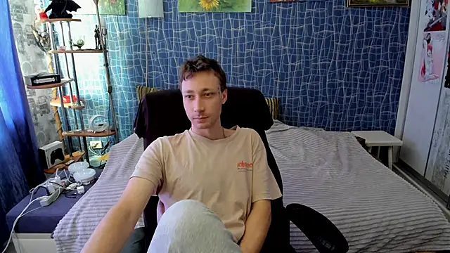 CuteBoy228 online show from 03/23/26, 09:35