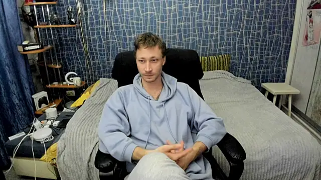 CuteBoy228 online show from 04/13/26, 09:09