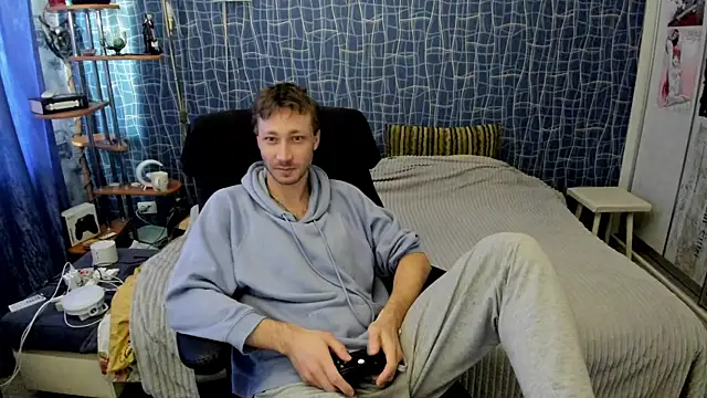 CuteBoy228 online show from 04/15/26, 11:39