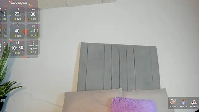 Sophia Ebony online show from 10/14/25, 01:34