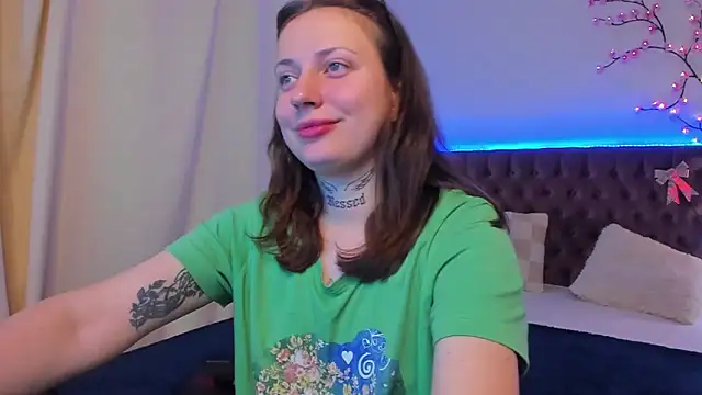 LilaVame online show from 10/19/25, 07:36