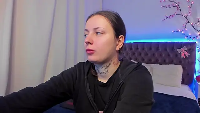 LilaVame online show from 11/08/25, 09:02