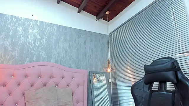 lissa jhonsoon online show from 02/19/26, 03:13