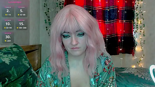 Snapshot of MagicPink chatting on 02/12/26, 10:10 MagicPink online show from 02/12/26, 10:10