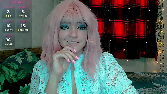 Snapshot of MagicPink chatting on 03/06/26, 10:12 MagicPink online show from 03/06/26, 10:12