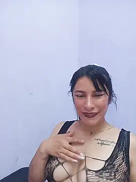 Snapshot of karinnahotdirty chatting on 07/02/26, 08:59 karinnahotdirty online show from 07/02/26, 08:59