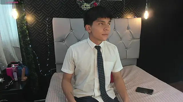 Thiago Kozak online show from 11/25/25, 12:38