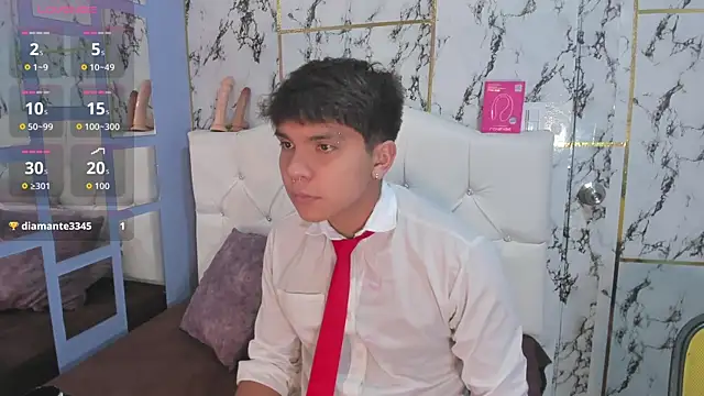 Snapshot of Thiago_Kozak chatting on 04/20/26, 01:36 Thiago Kozak online show from 04/20/26, 01:36