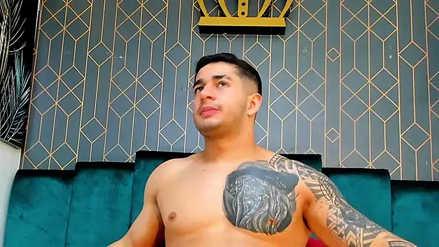 king falconer online show from 09/28/25, 02:50