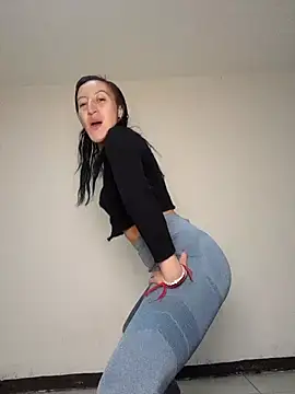 Oriana111 online show from 11/06/25, 03:40