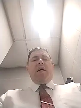 BigCristh79 online show from 09/28/25, 02:11