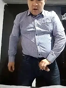 Snapshot of BigCristh79 chatting on 03/11/26, 08:59 BigCristh79 online show from 03/11/26, 08:59