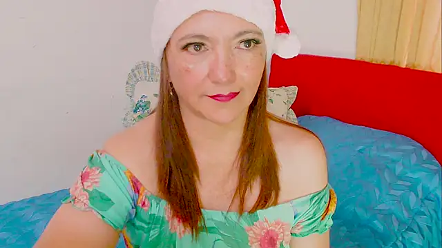 Snapshot of Kendraline1 chatting on 12/16/25, 07:41 Kendraline1 online show from 12/16/25, 07:41